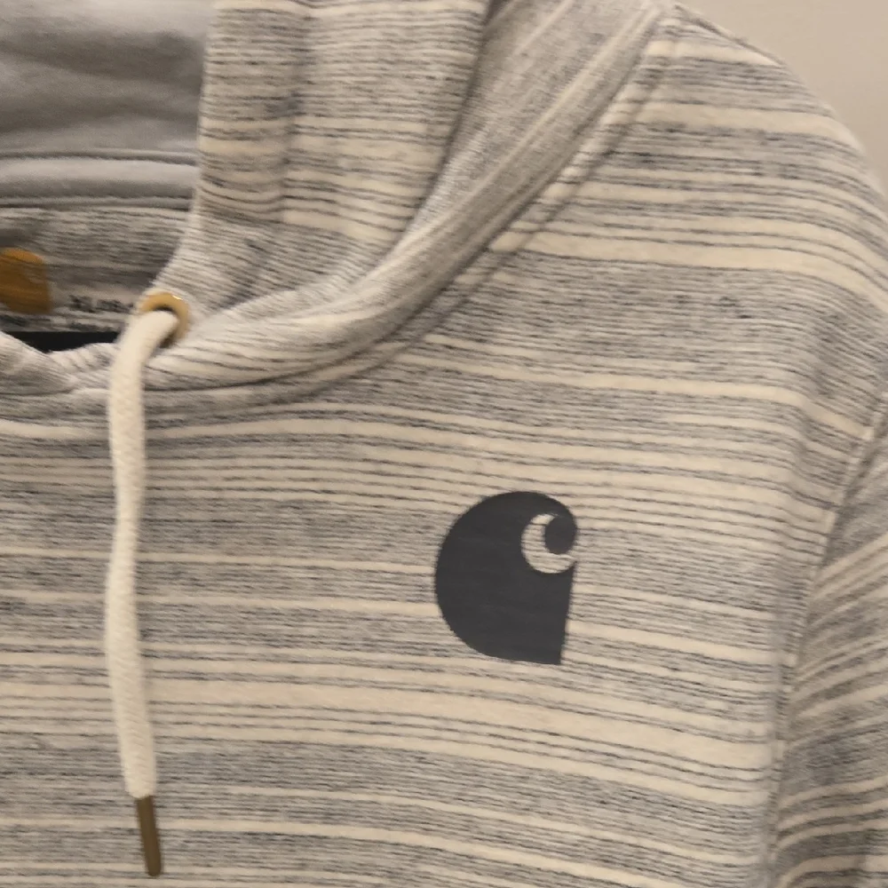 Carhartt Heathered Gray Hoodie - Picture 3 of 10